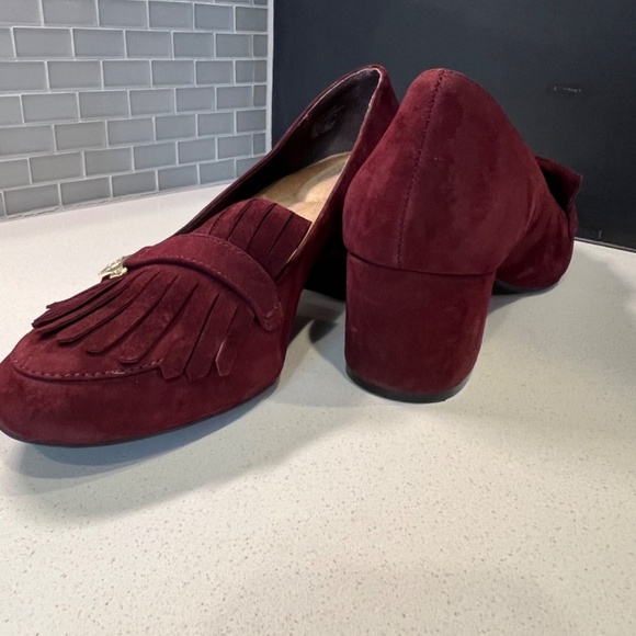 NEW Burgandy Suede Giani Bernini Size 10 Memory foam 2” heels never worn - Picture 7 of 16